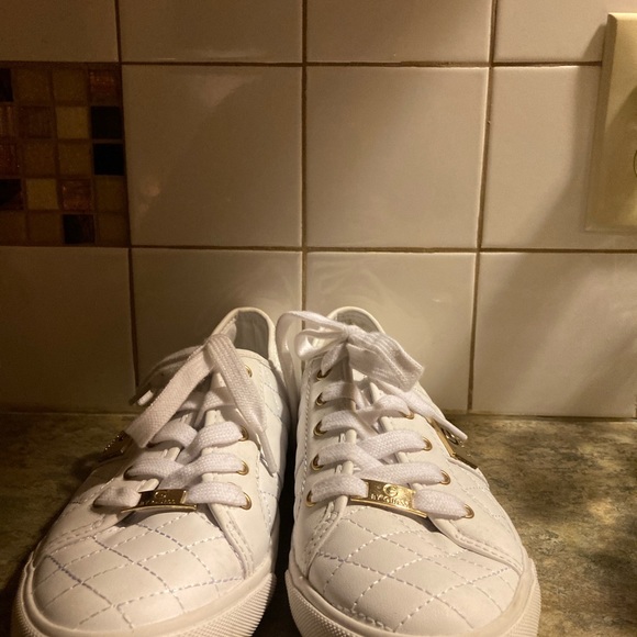 Guess Sneakers - Picture 2 of 3